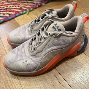 Rad global V2 trainers